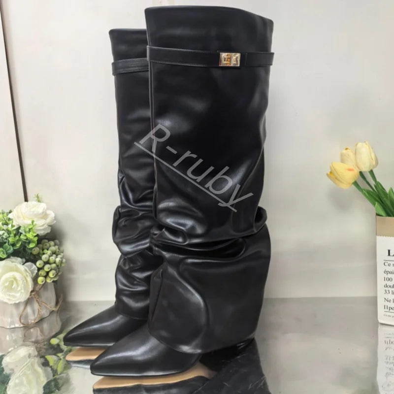 Valentina | Bottes hautes en daim beige à boucle pour femme