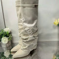 Valentina | Bottes hautes en daim beige à boucle pour femme