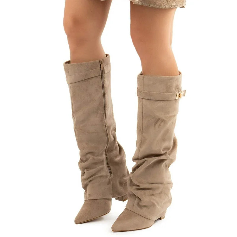 Valentina | Bottes hautes en daim beige à boucle pour femme